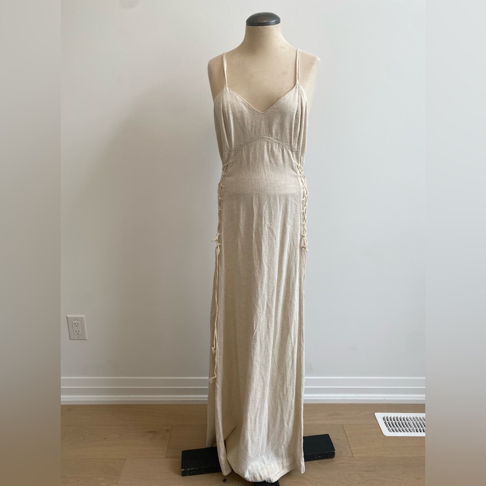 Elegant Cream Spaghetti Strap Dress